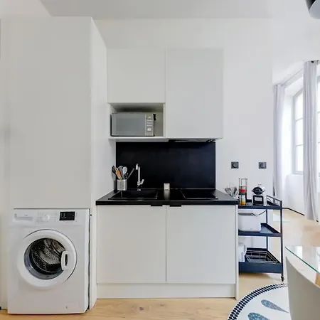 Un Studio Dans La Apartment *